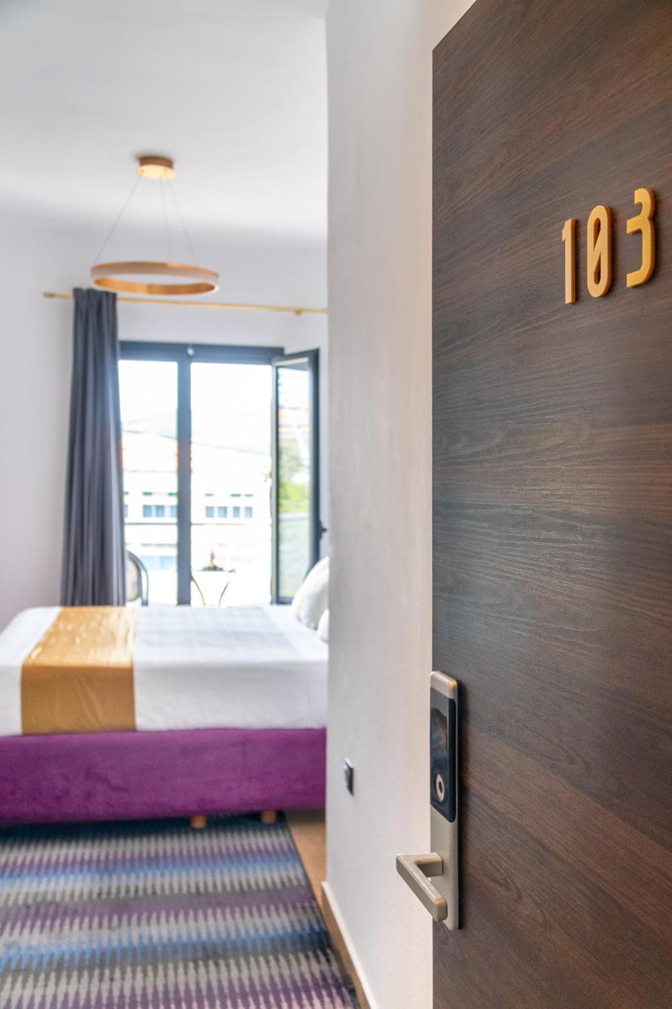 Mr P. Boutique Residence Skiathos Town Exterior photo